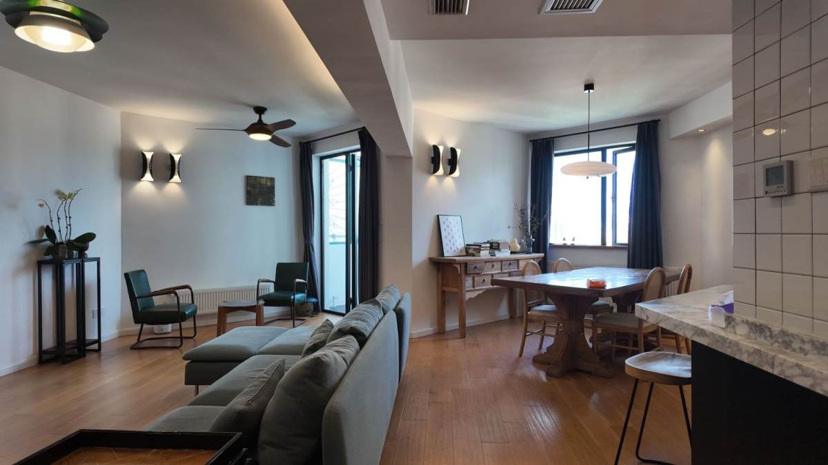 Housing image — Living Room