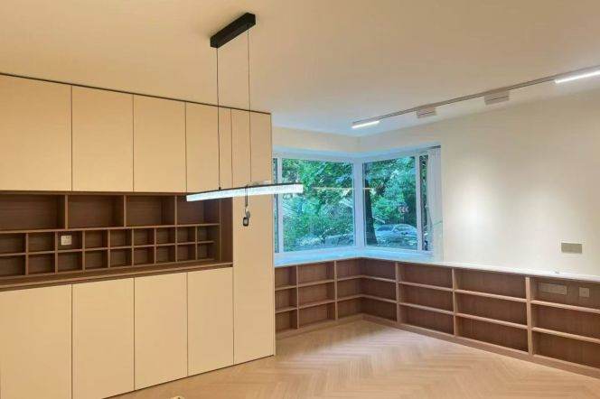 2BR Apartment near Dapuqiao Metro (L4)