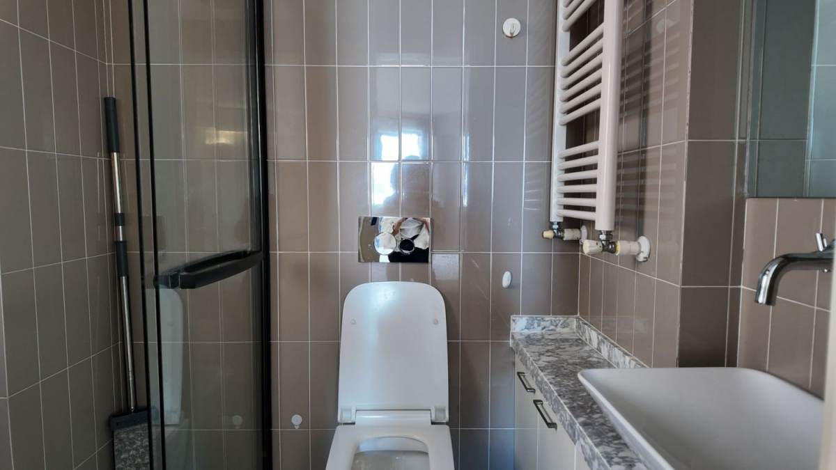 Housing image — Bathroom