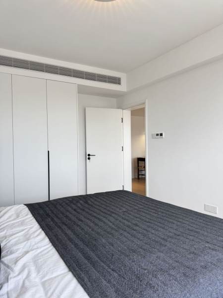 Housing image — Bedroom