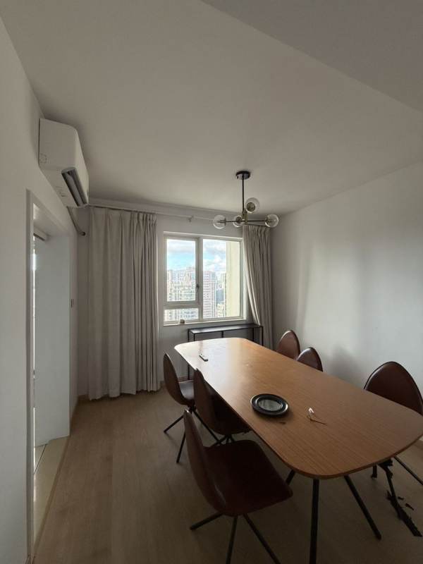 Housing image — Dining Area