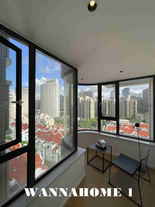 Housing image — Balcony