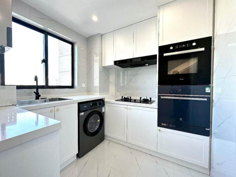 Housing image — Kitchen