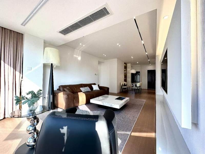 Housing image — Living Room