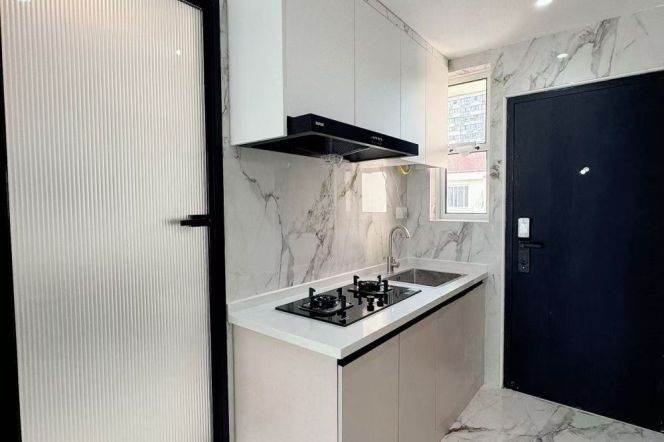 1BR Apartment near Hongqiao Rd Metro (L3/L4/L10)