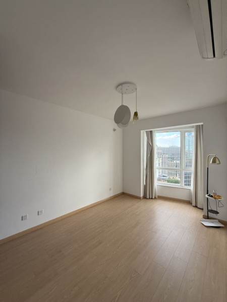 Housing image — Bedroom
