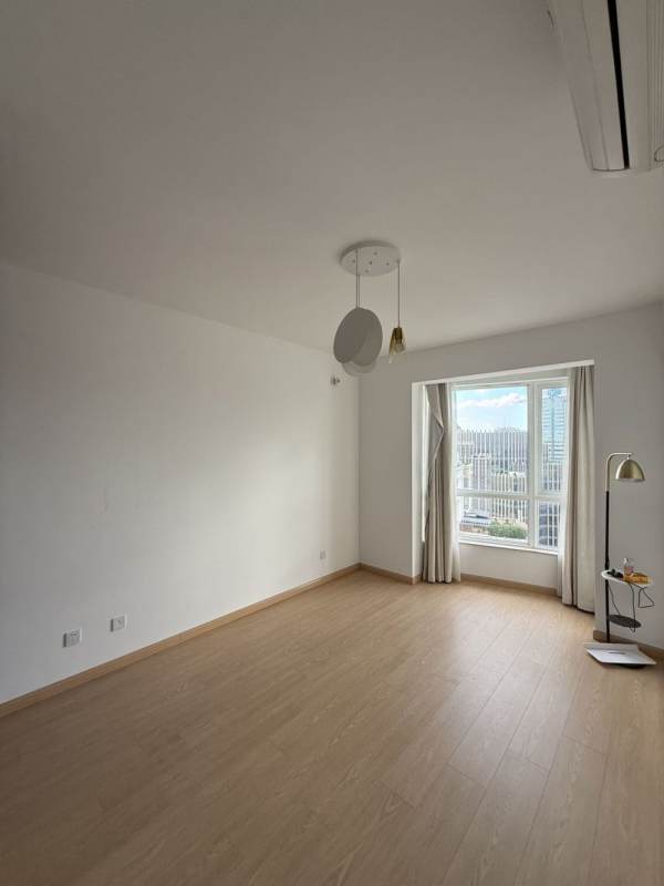 Housing image — Bedroom