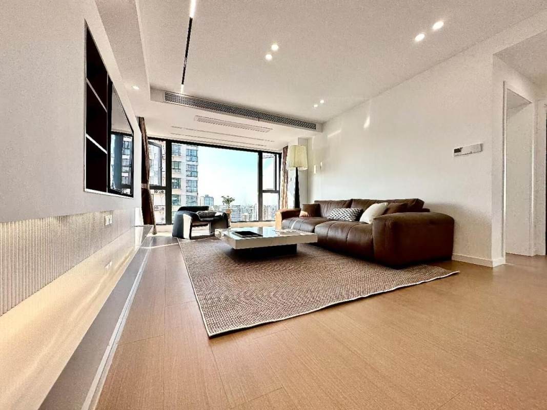 Housing image — Living Room
