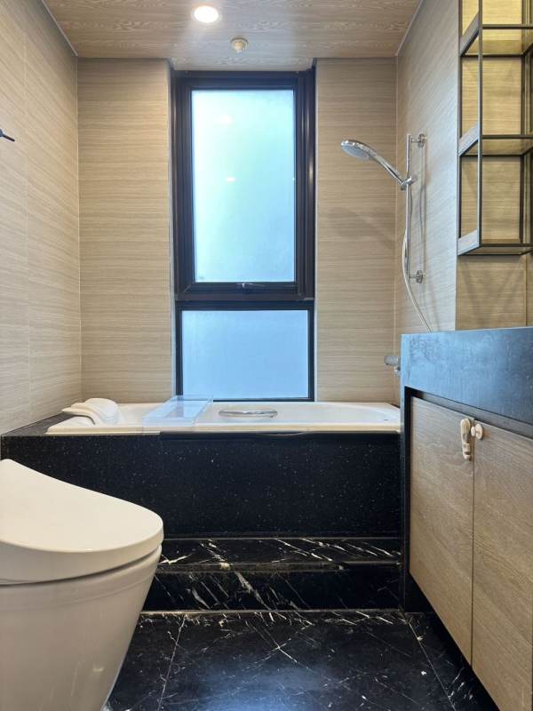 Housing image — Bathroom