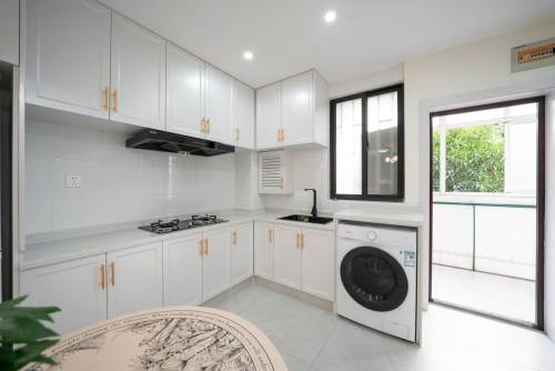 Housing image — Kitchen