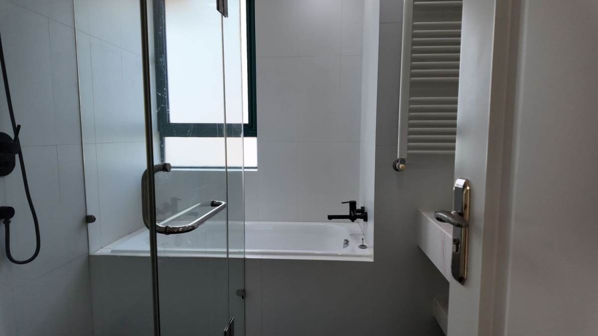 Housing image — Bathroom