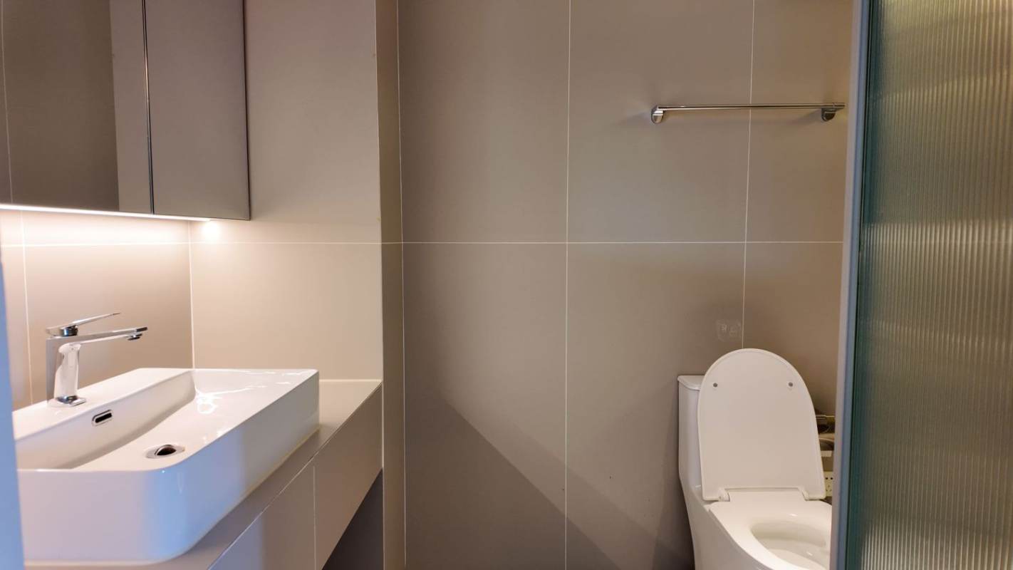 Housing image — Bathroom
