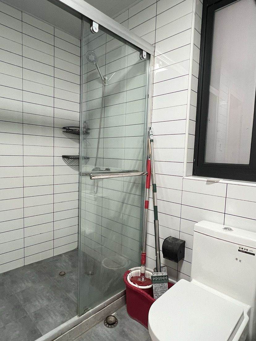 Housing image — Bathroom