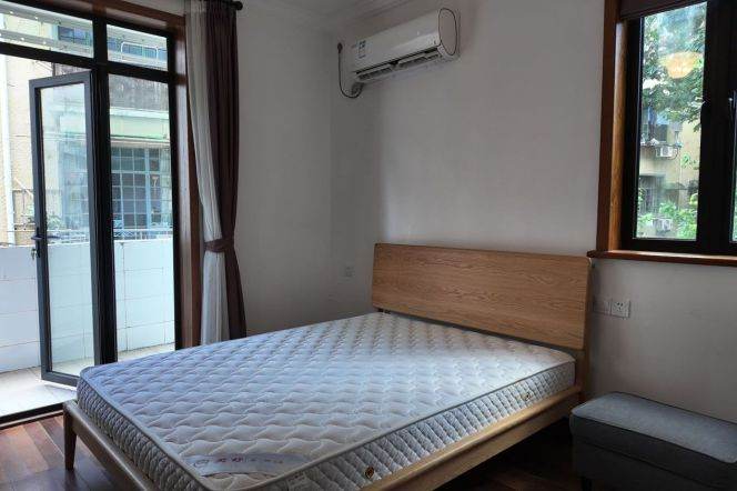 2BR Lane House in Old Xuhui (L1/L10)