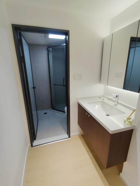 Housing image — Bathroom