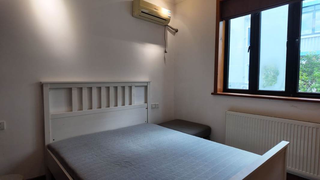 Housing image — Bedroom