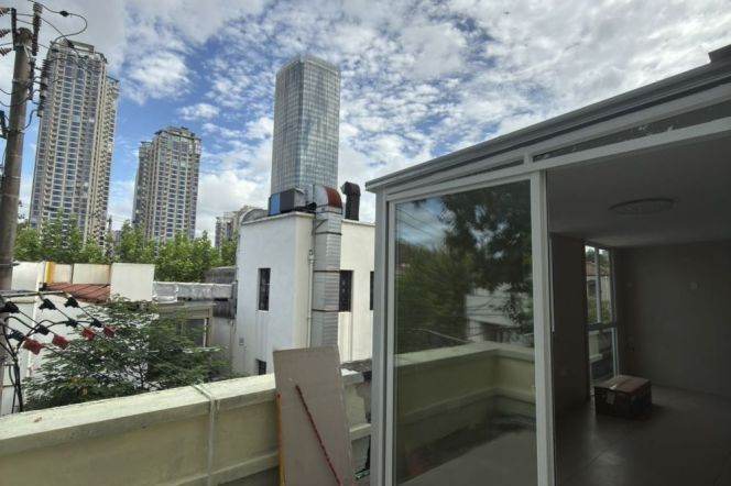 2BR Apartment at Wuzhong Building with Floor-to-Ceiling Windows (L1/L7/L10)