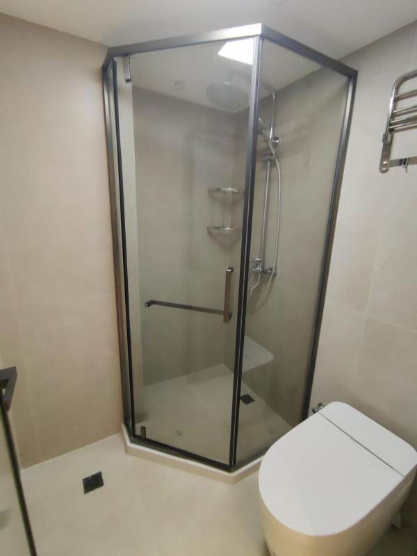 Housing image — Bathroom