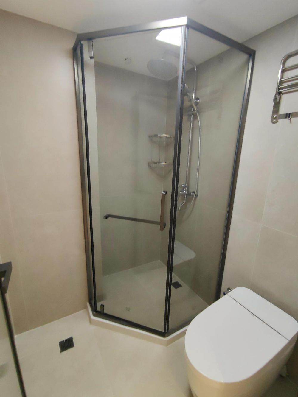 Housing image — Bathroom