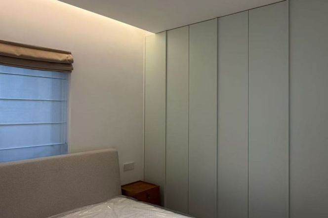 Spacious 1BR Heritage Apartment near Nanjing Xi Lu with Terrace (L2/L12/L13)