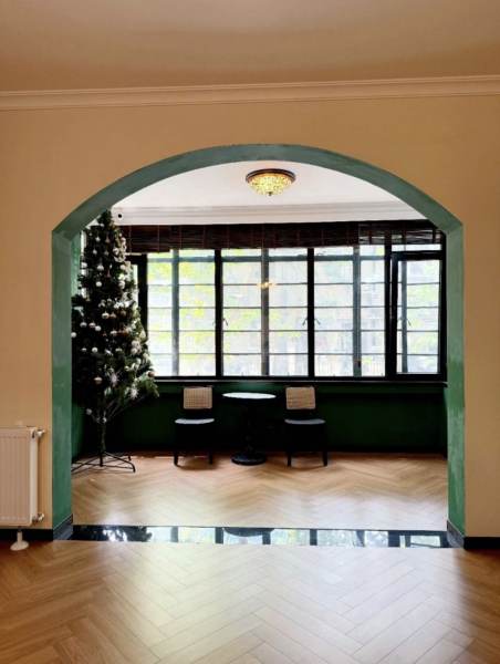 Housing image — Living Room