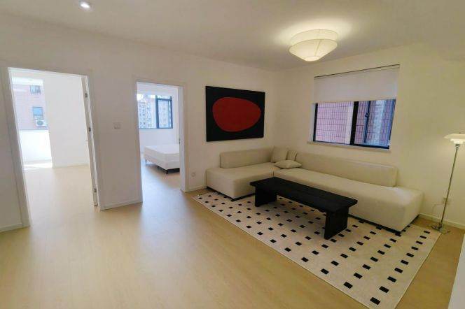 2BR Apartment near Xujiahui Metro (L4)