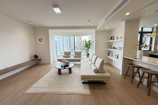 Spacious 3BR Apartment near Tangqiao Metro with Outstanding View