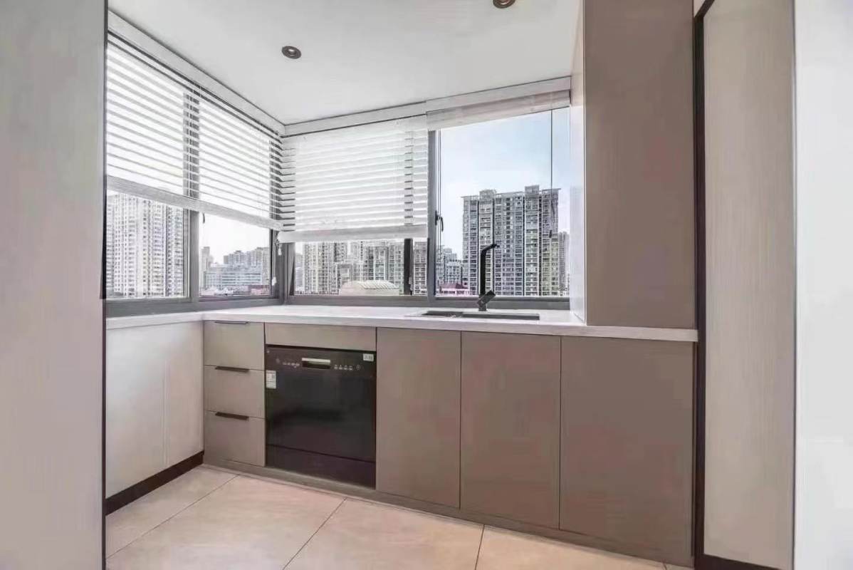 Housing image — Kitchen