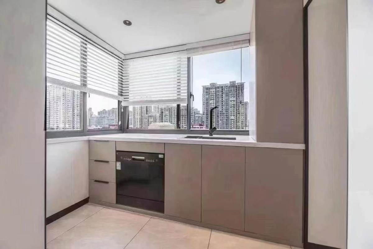 Housing image — Kitchen