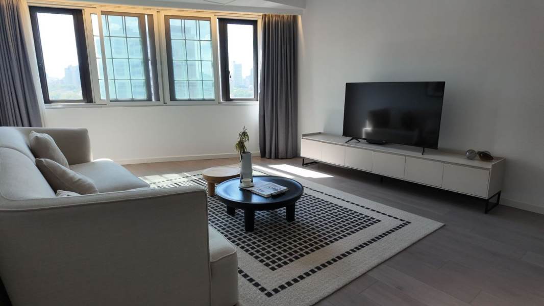Housing image — Living Room