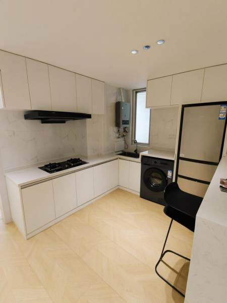 Housing image — Kitchen
