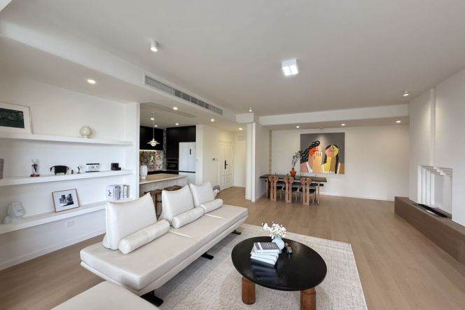 Spacious 3BR Apartment near Tangqiao Metro with Outstanding View