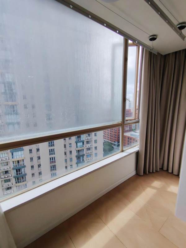 Housing image — Balcony