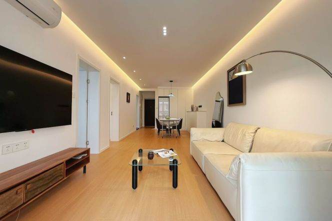 2BR Apartment in Jing'an (L7/L13/L14)