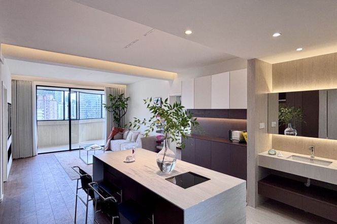 Spacious 2BR Apartment near North Zhongshan Rd Metro (L1)