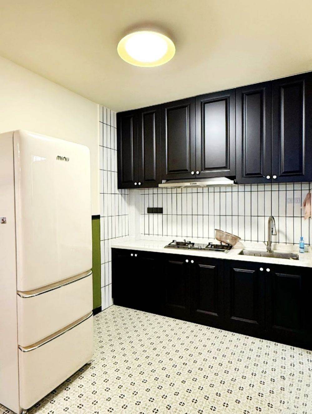 Housing image — Kitchen