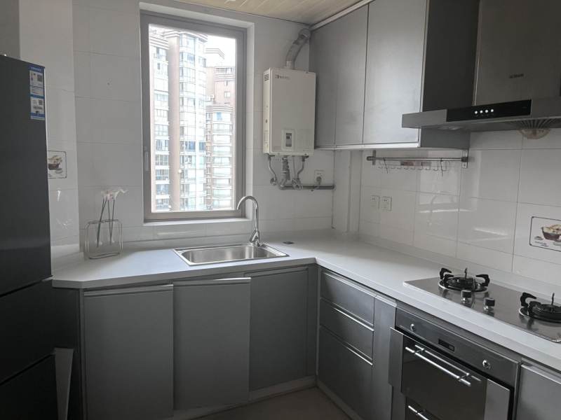 Housing image — Kitchen