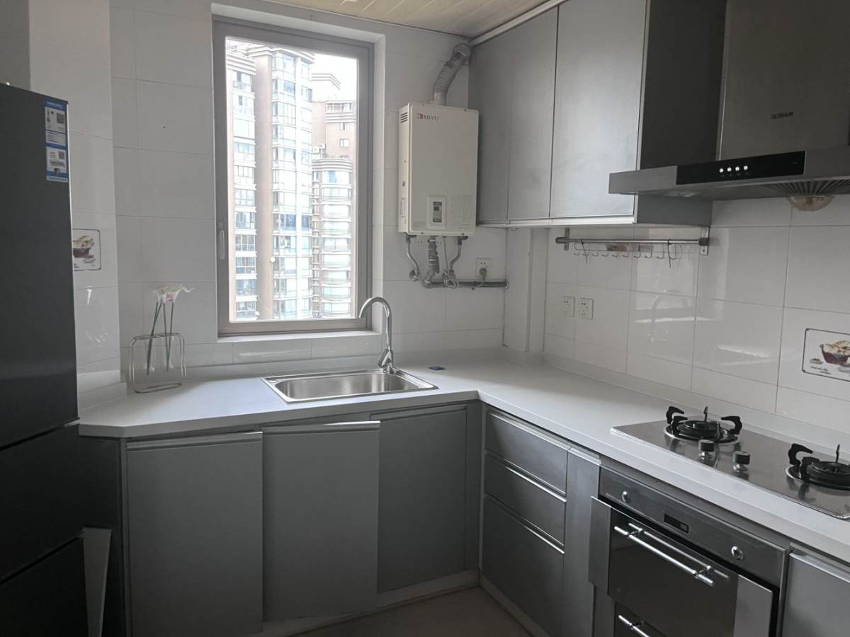 Housing image — Kitchen