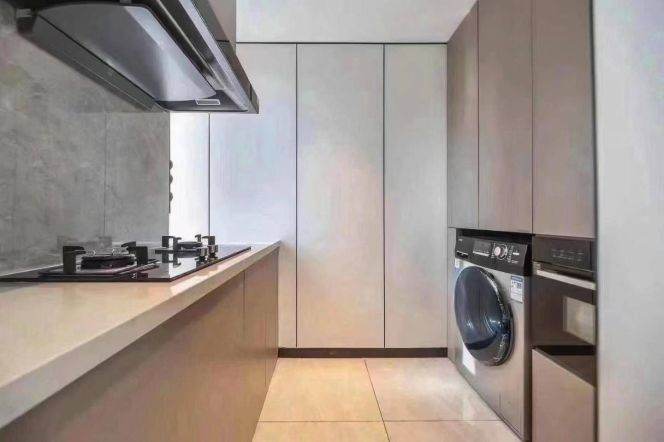 High-Floor 2BR Apartment in Jing'an (L7)