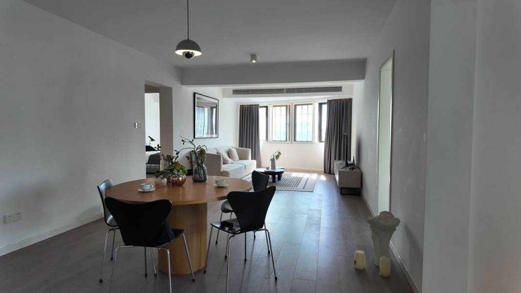 Housing image — Living Room