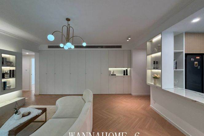 3BR Apartment in Xujiahui with Green View (L15)