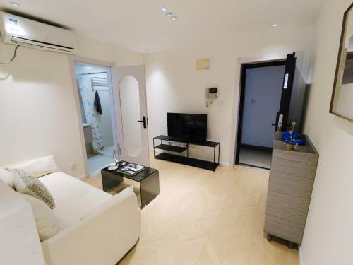 Housing image — Living Room