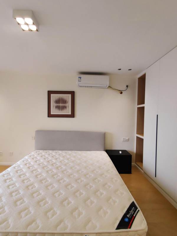 Housing image — Bedroom
