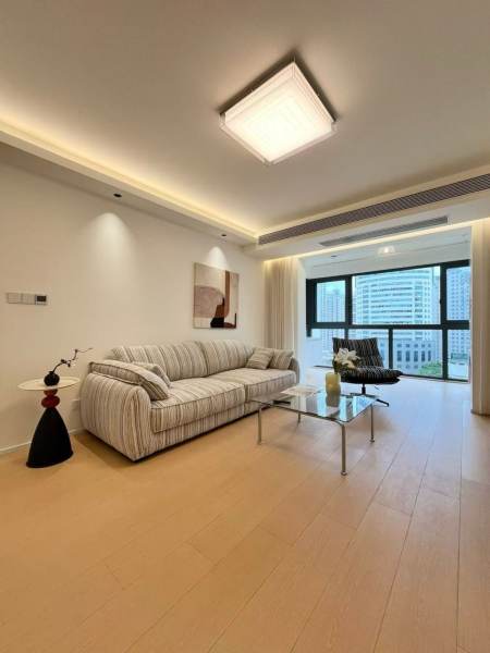 Housing image — Living Room