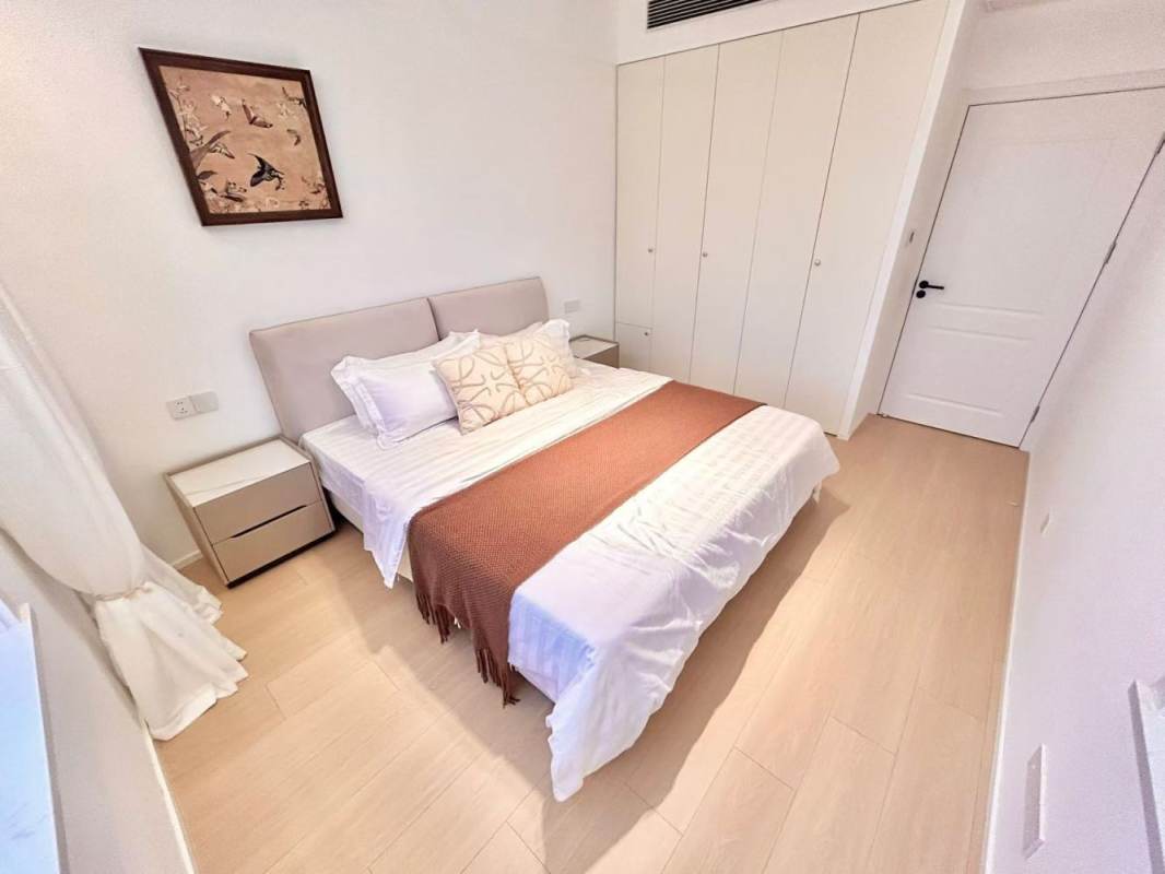 Housing image — Bedroom