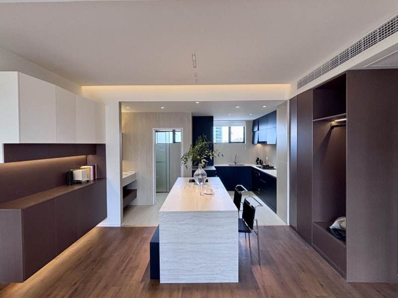 Housing image — Dining Area