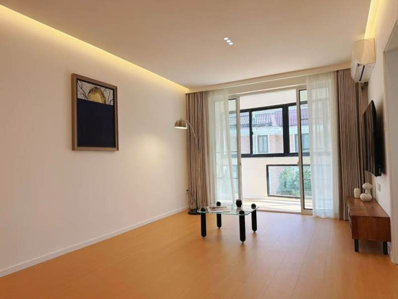 Housing image — Living Room