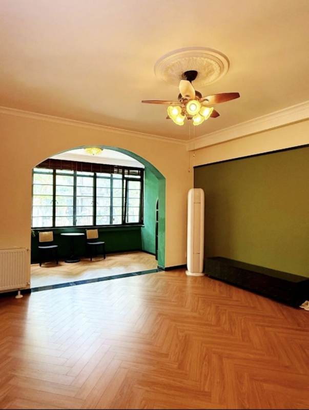 Housing image — Living Room