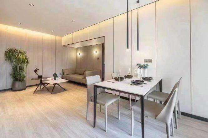 High-Floor 2BR Apartment in Jing'an (L7)