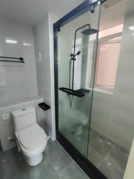 Housing image — Bathroom